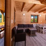 Domki, I Restauracja Wloczega Gąski