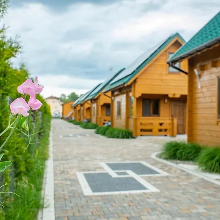 Domki, I Restauracja Wloczega Lodge Gąski