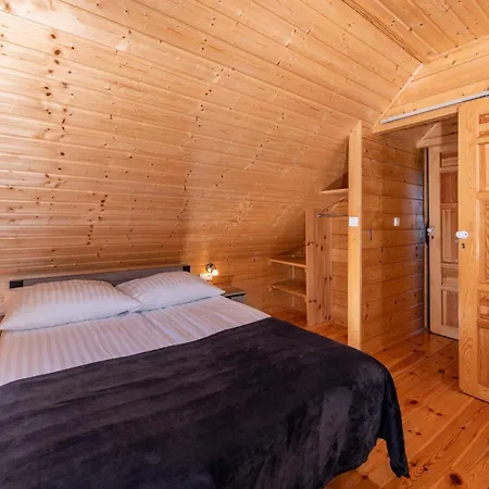 Domki, I Restauracja Wloczega * Gąski