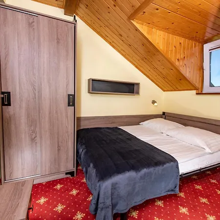 Domki, I Restauracja Wloczega Gąski