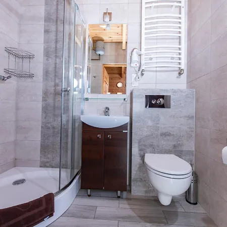 Domki, I Restauracja Wloczega ロッジ