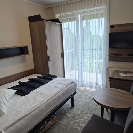 Domki, I Restauracja Wloczega * Gąski