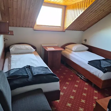 Domki, I Restauracja Wloczega * Gąski