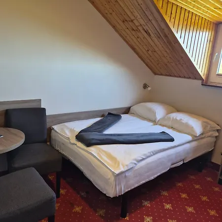 Lodge Domki, I Restauracja Wloczega