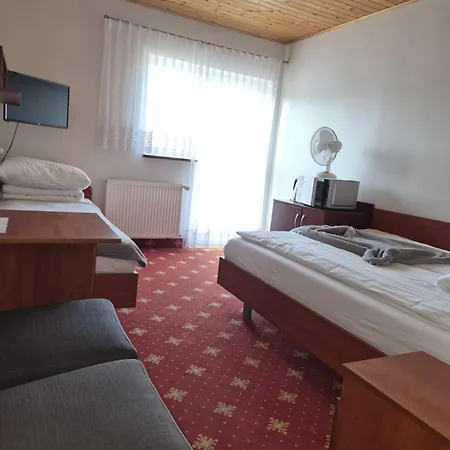 Domki, I Restauracja Wloczega * Gąski